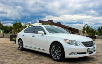 Lexus LS460 Long ATAMAN