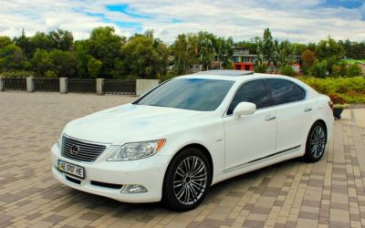 Lexus LS460 Long ATAMAN