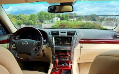 Lexus LS460 Long ATAMAN