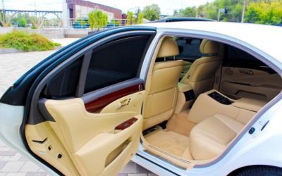 Lexus LS460 Long ATAMAN