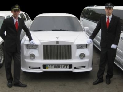 Швейцар в лимузин