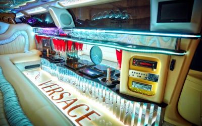 Chrysler 300C VERSACE