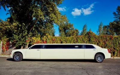 Chrysler 300C VERSACE