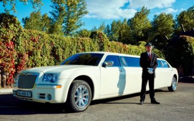 Chrysler 300C VERSACE